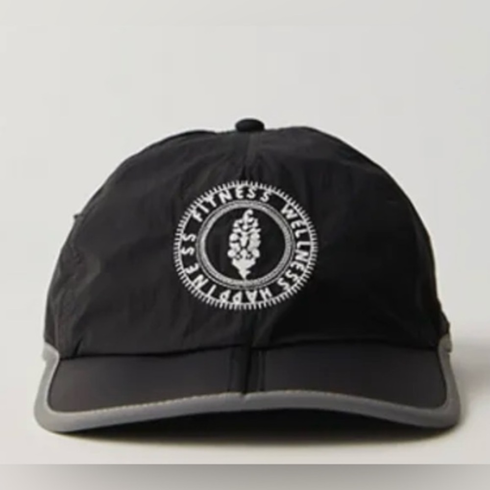 NWT Free People Movement Run it Back Packable Cap in Black Reflective Trim Hat